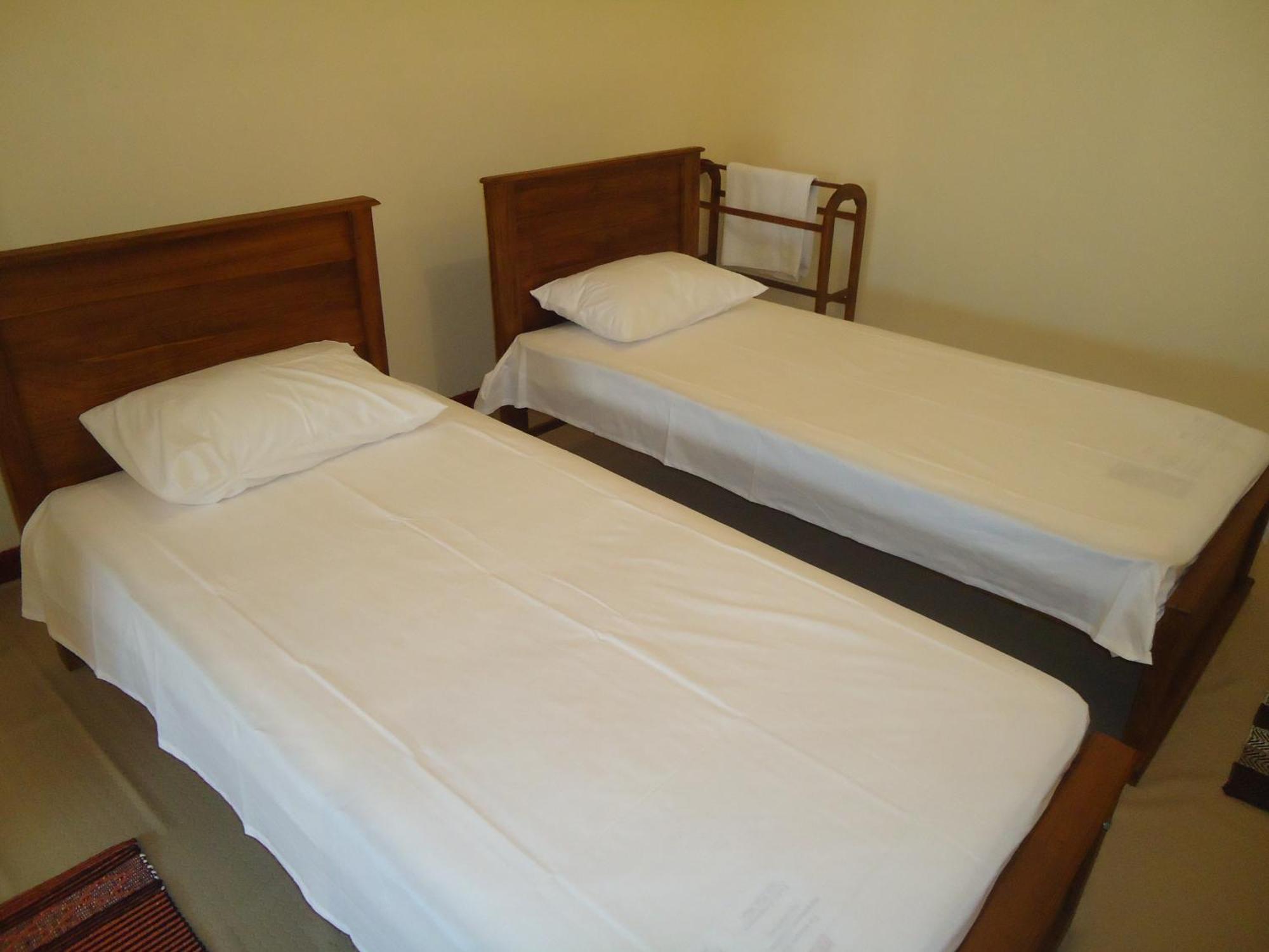 Guest House Kaduwela Bagian luar foto