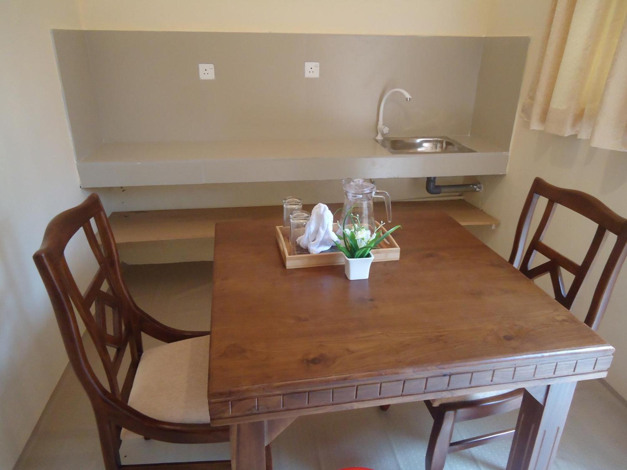 Guest House Kaduwela Bagian luar foto