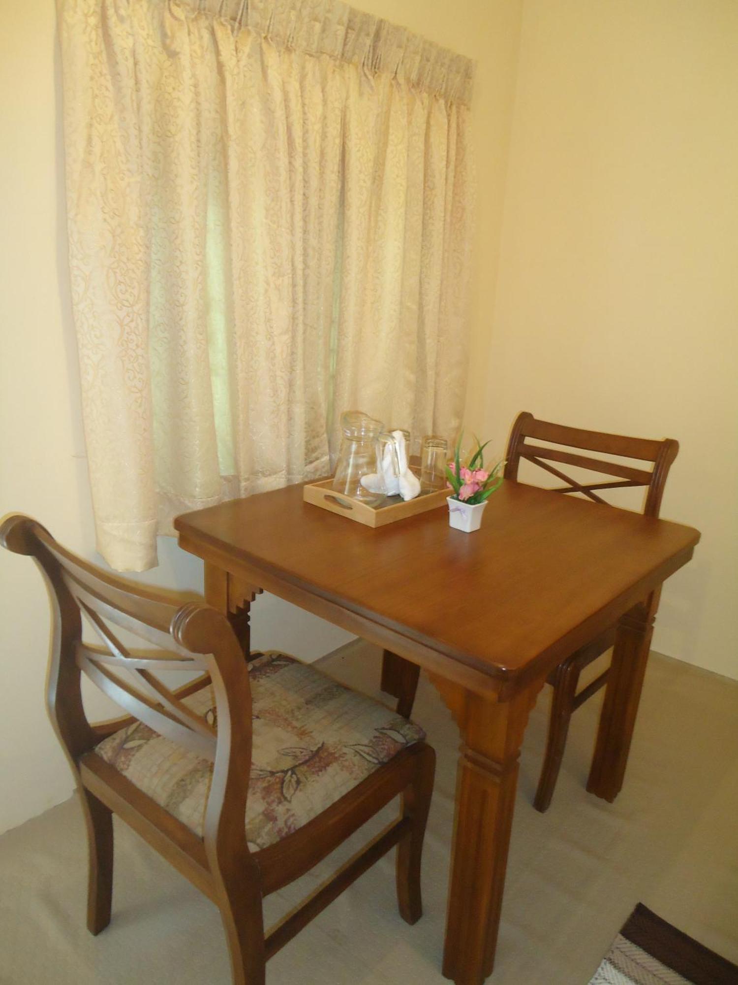 Guest House Kaduwela Bagian luar foto