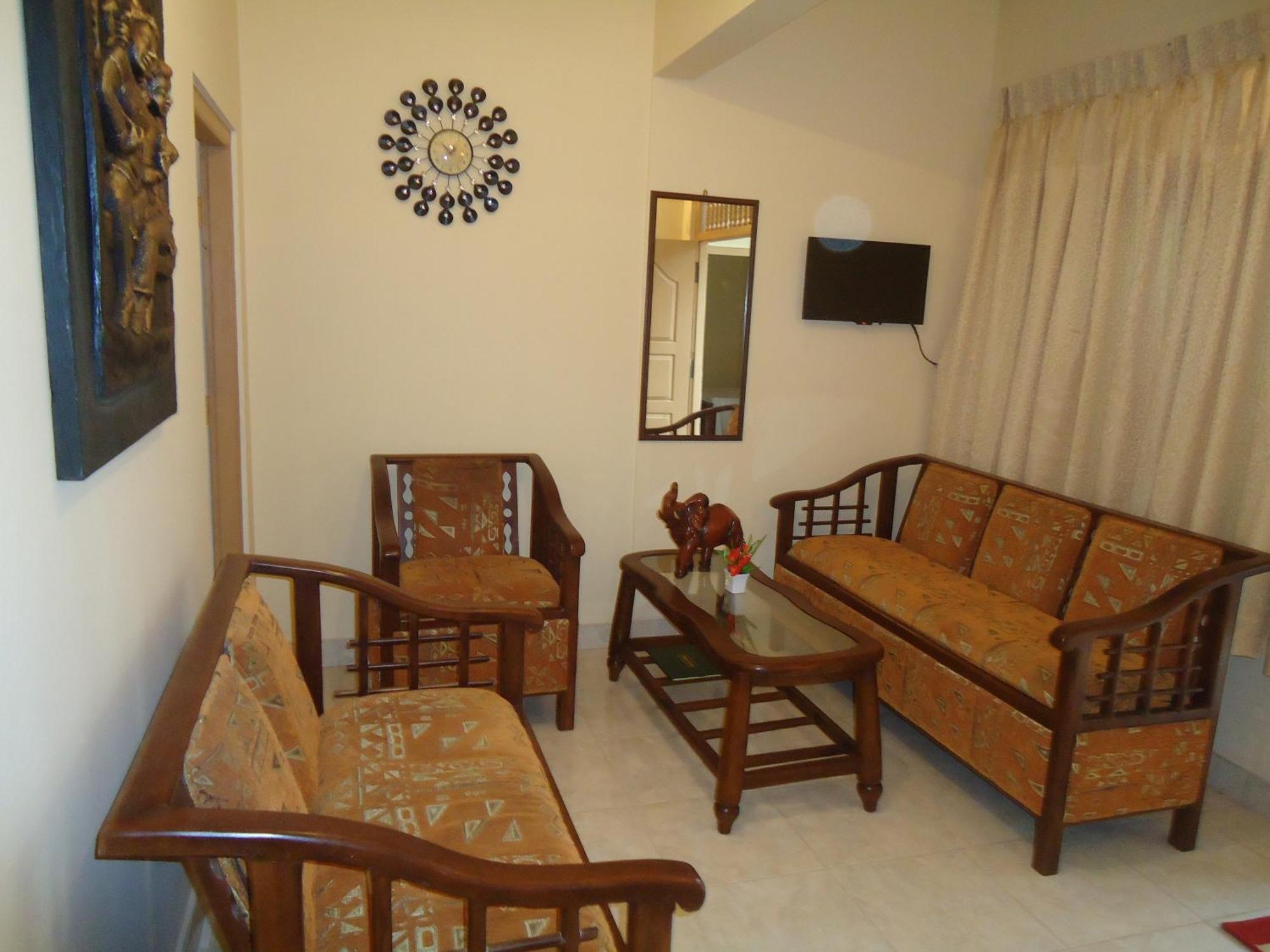 Guest House Kaduwela Bagian luar foto